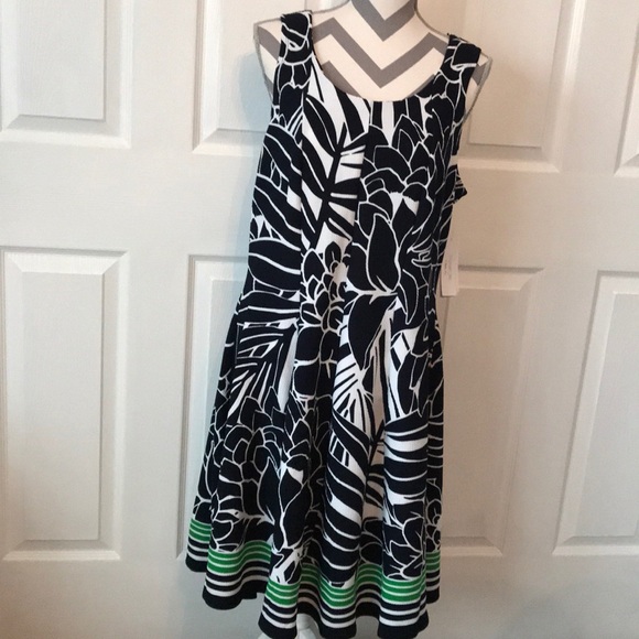 Signature by Robbie Bee Dress Set - Picture 2 of 8